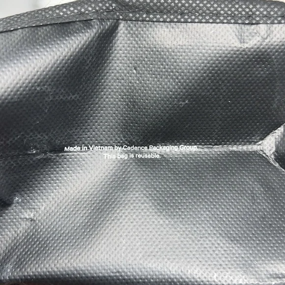 Lululemon Yoga Reusable Lunch Tote & Carryall Gym Bag Small - Picture 2 of 8